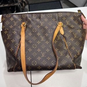 Authentic Louis Vuitton - Totally Mm Shoulder Bag… - image 1